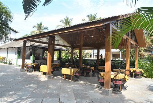 Sea Mist Resort Candolim Extérieur photo